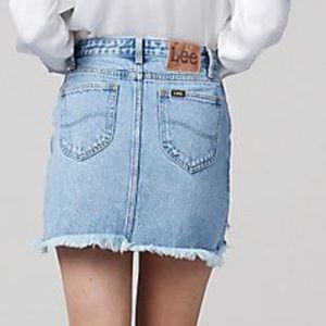 Lee Distressed Denim Skirt Sz 26
